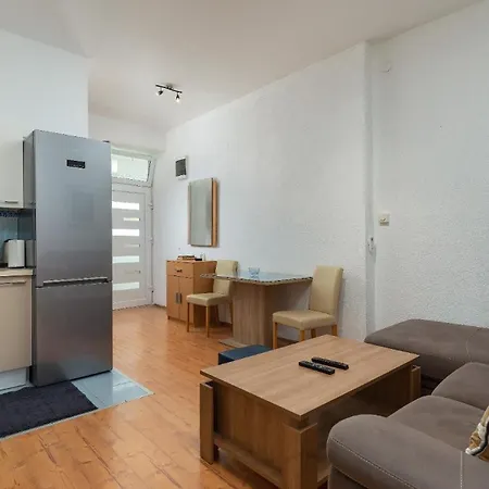 Apartmán Fuer 4 Personen Ca 60 Qm In Pula, Istrien Istrische Riviera